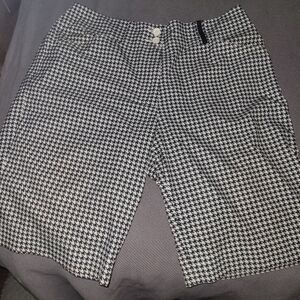 Nike Golf Black and White Houndstooth Pattern Shorts S